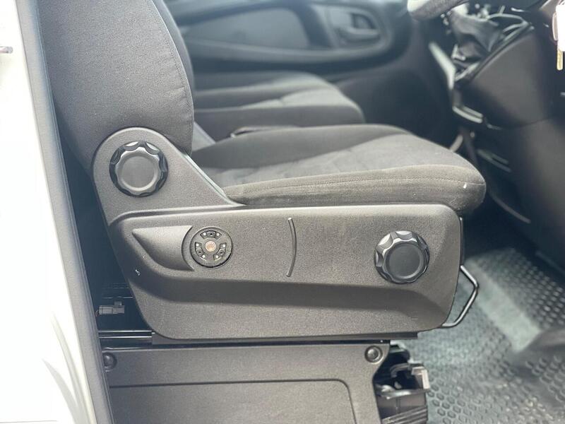 Iveco Daily Daily 2.3 TD 14V 35S 3520 (Business) L2 H2 5dr - U74