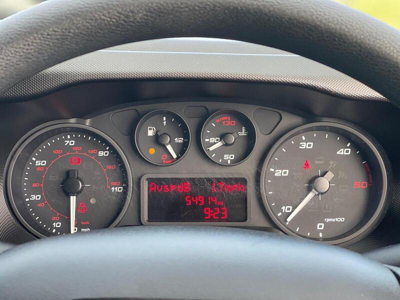 Iveco Daily Daily 2.3 TD 14V 35S 3520 (Business) L2 H2 5dr - U74