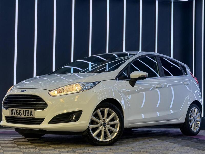 Ford Fiesta 1.0T EcoBoost Titanium Euro 6 (s/s) 5dr - U741