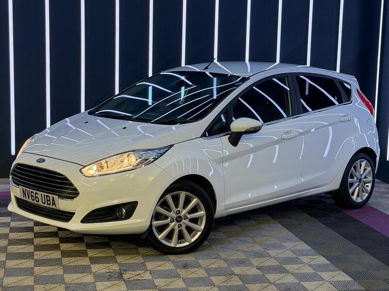 Ford Fiesta 1.0T EcoBoost Titanium Euro 6 (s/s) 5dr - U741