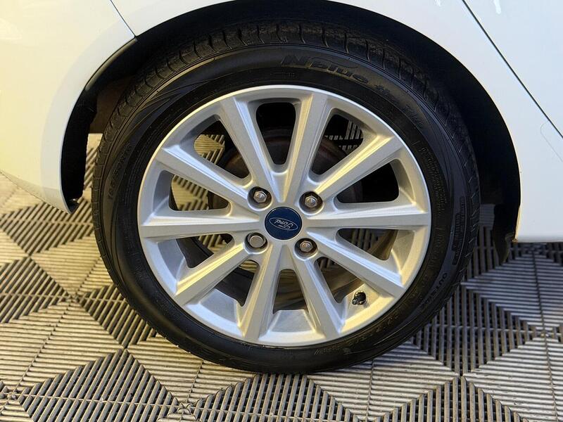 Ford Fiesta 1.0T EcoBoost Titanium Euro 6 (s/s) 5dr - U741