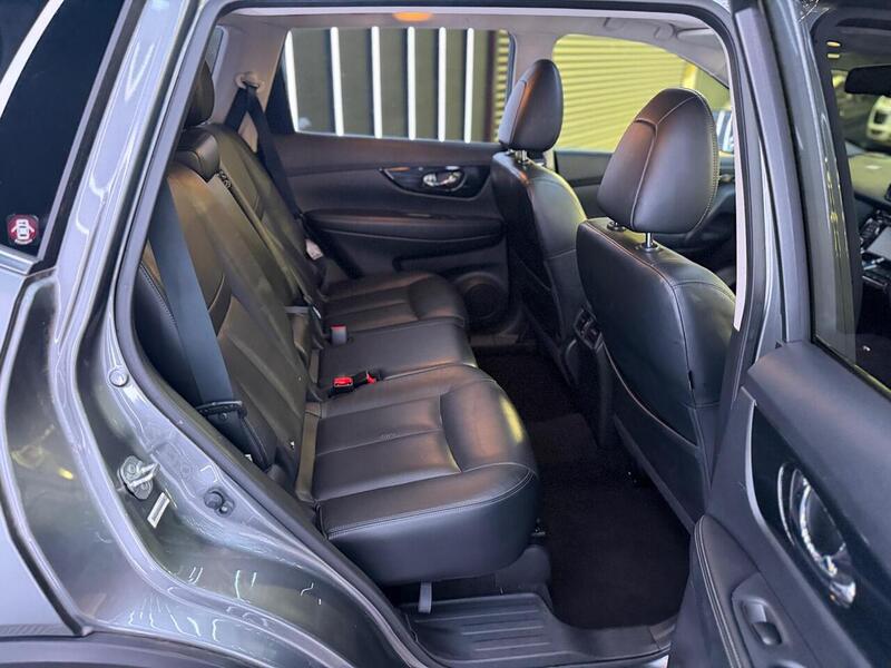 Nissan X-Trail 1.7 dCi Tekna CVT Euro 6 (s/s) 5dr - U746