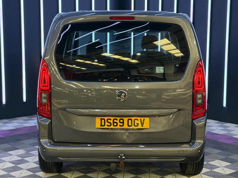 Vauxhall Combo Life 1.5 Turbo D BlueInjection Energy Auto Euro 6 (s/s) 5dr - U749