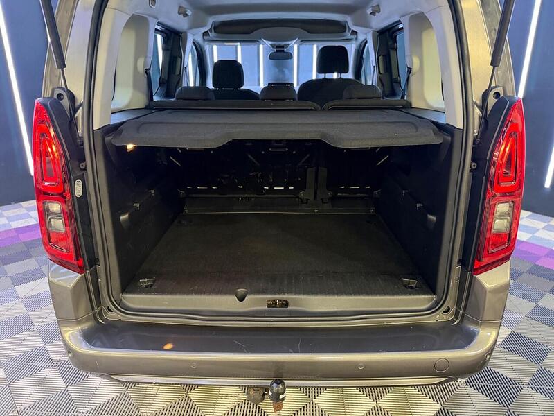 Vauxhall Combo Life 1.5 Turbo D BlueInjection Energy Auto Euro 6 (s/s) 5dr - U749