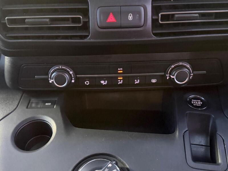 Vauxhall Combo Life 1.5 Turbo D BlueInjection Energy Auto Euro 6 (s/s) 5dr - U749