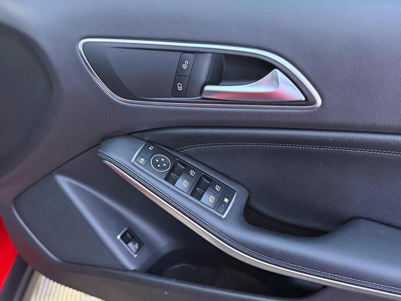 Mercedes-Benz GLA GLA SE SUV 2 Manual Diesel - U753