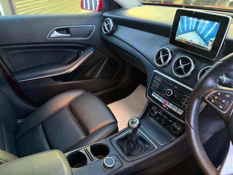 Mercedes-Benz GLA GLA SE SUV 2 Manual Diesel - U753
