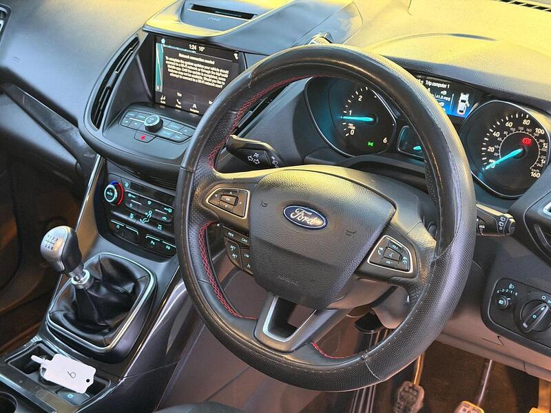Ford Kuga 2.0 TDCi EcoBlue ST-Line Euro 6 (s/s) 5dr - U758