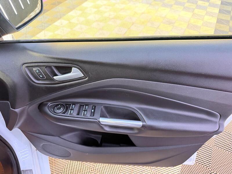 Ford Kuga 2.0 TDCi EcoBlue ST-Line Euro 6 (s/s) 5dr - U758