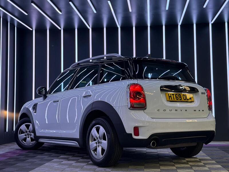 MINI Countryman 1.5 Cooper Classic Euro 6 (s/s) 5dr - U764