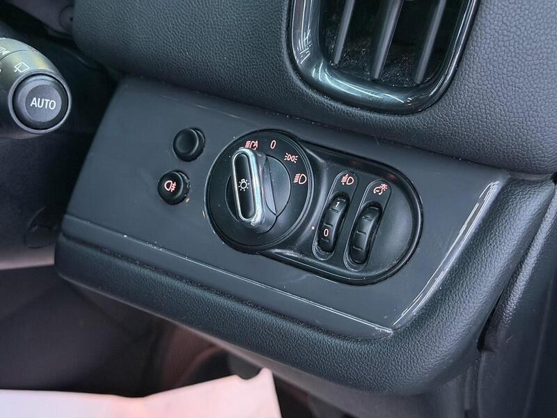 MINI Countryman 1.5 Cooper Classic Euro 6 (s/s) 5dr - U764