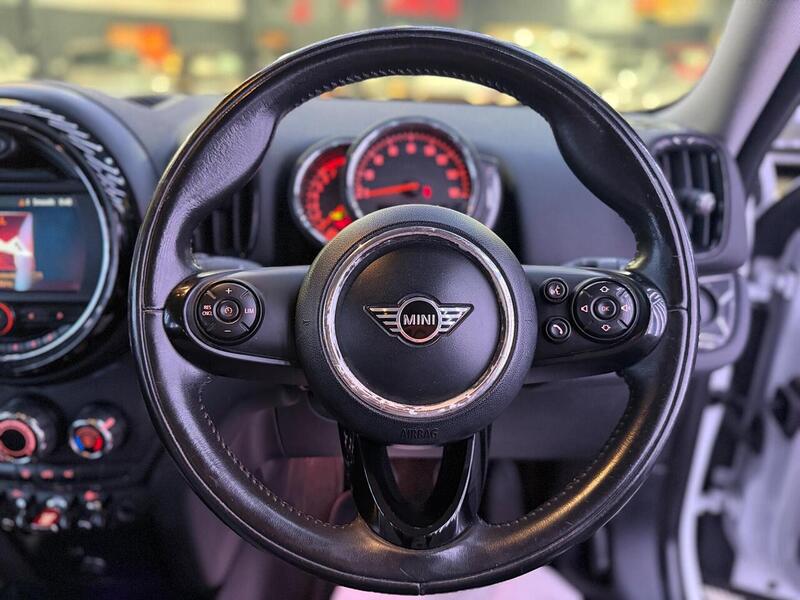 MINI Countryman 1.5 Cooper Classic Euro 6 (s/s) 5dr - U764