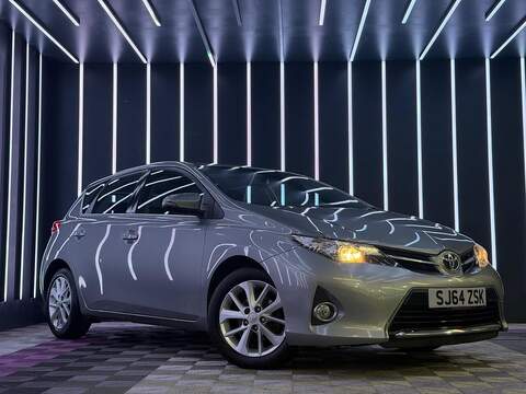 Toyota Auris A7 S line Hatchback 2 Automatic Diesel