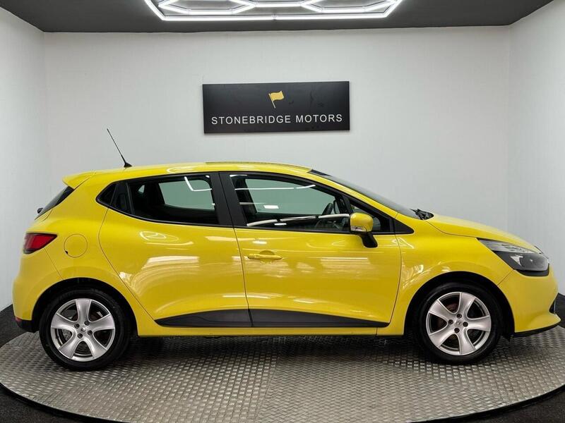 Renault Clio Clio 1.2 16V Expression + Euro 5 5dr - U82