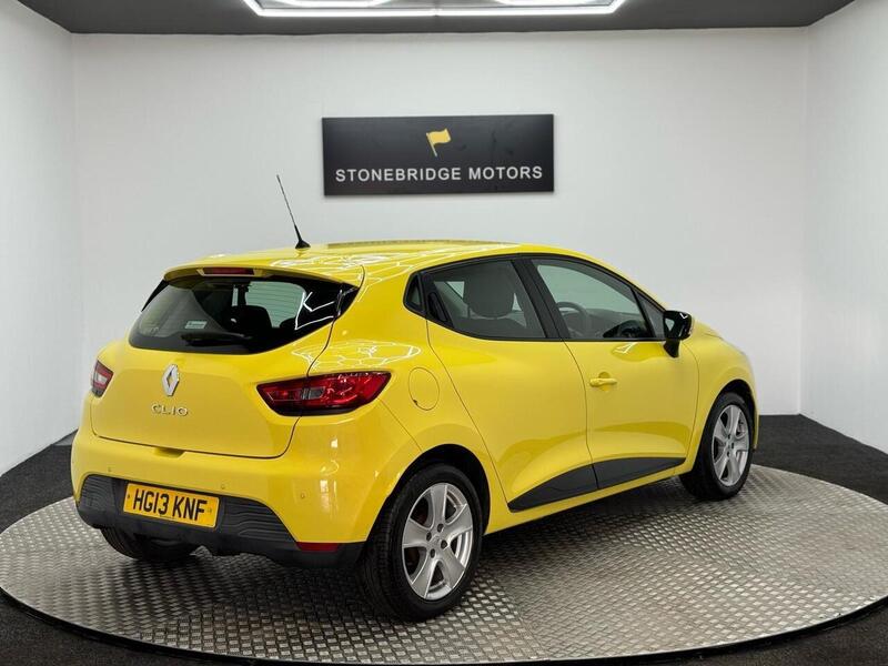 Renault Clio Clio 1.2 16V Expression + Euro 5 5dr - U82