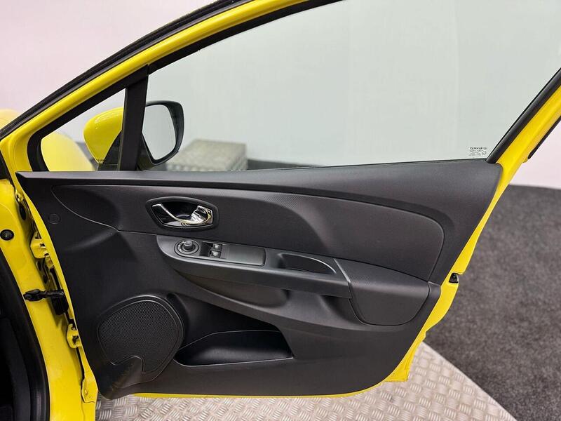 Renault Clio Clio 1.2 16V Expression + Euro 5 5dr - U82