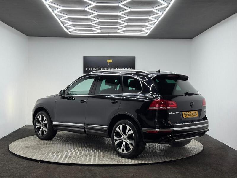 Volkswagen Touareg 3.0 TDI V6 BlueMotion Tech R-Line Tiptronic 4WD Euro 6 (s/s) 5dr - U94