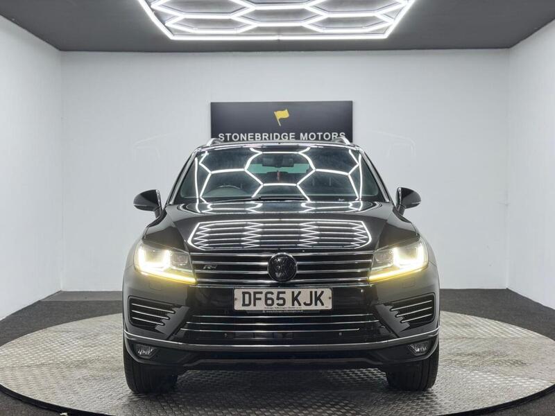 Volkswagen Touareg 3.0 TDI V6 BlueMotion Tech R-Line Tiptronic 4WD Euro 6 (s/s) 5dr - U94