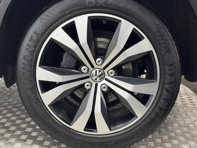 Volkswagen Touareg 3.0 TDI V6 BlueMotion Tech R-Line Tiptronic 4WD Euro 6 (s/s) 5dr - U94