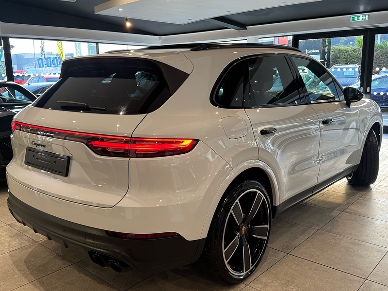 Porsche Cayenne 3.0T V6 GPF SUV 5dr Petrol TiptronicS 4WD Euro 6 (s/s) (340 ps) - U3829