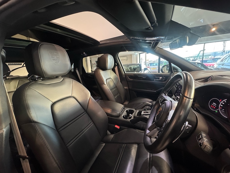 Porsche Cayenne 3.0T V6 GPF SUV 5dr Petrol TiptronicS 4WD Euro 6 (s/s) (340 ps) - U3829