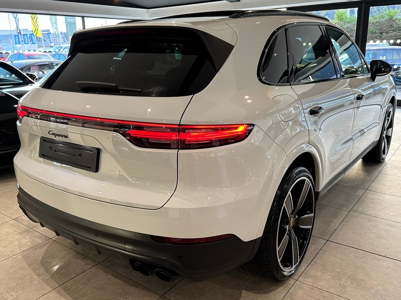 Porsche Cayenne 3.0T V6 GPF SUV 5dr Petrol TiptronicS 4WD Euro 6 (s/s) (340 ps) - U3829