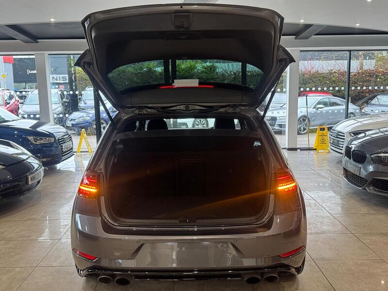 Volkswagen Golf 2.0 TSI BlueMotion Tech R Hatchback 5dr Petrol DSG 4Motion Euro 6 (s/s) (310 ps) - U5546