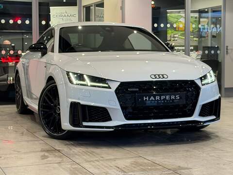 Audi TT 2.5 TFSI Saloon 4dr Petrol S Tronic quattro Euro 6 (s/s) (400 ps) 2.5 4dr Saloon Automatic Petrol