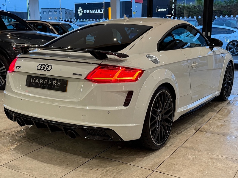 Audi TT 2.0 TFSI 45 Black Edition Coupe 3dr Petrol S Tronic quattro Euro 6 (s/s) (245 ps) - U5839