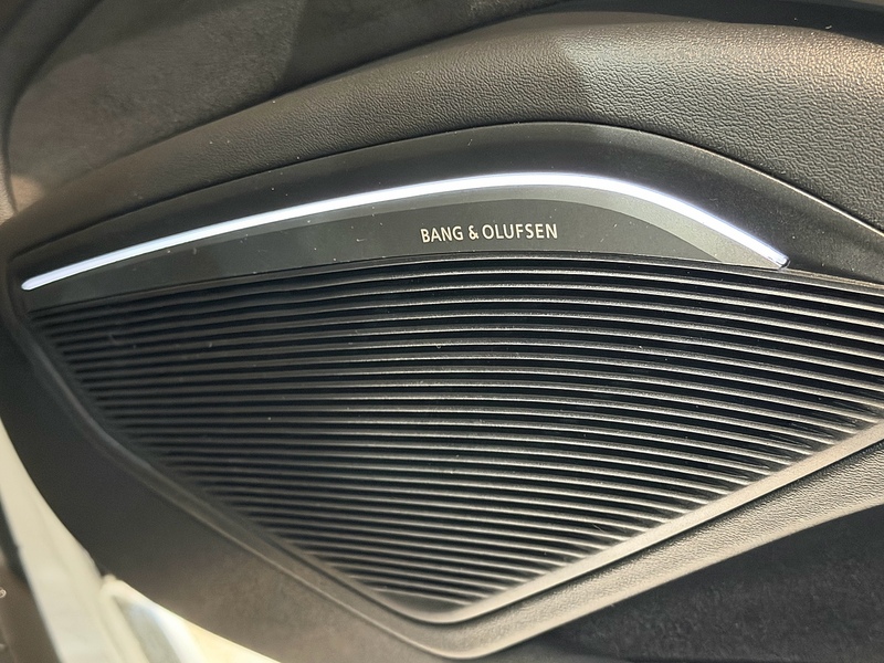 Audi TT 2.0 TFSI 45 Black Edition Coupe 3dr Petrol S Tronic quattro Euro 6 (s/s) (245 ps) - U5839