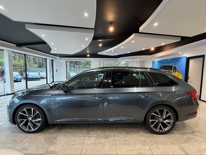 Skoda Superb 2.0 TDI SportLine Estate 5dr Diesel DSG Euro 6 (s/s) (190 ps) - U5934
