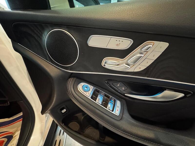 Mercedes-Benz GLC 2.1 GLC220d AMG Line (Premium) SUV 5dr Diesel G-Tronic+ 4MATIC Euro 6 (s/s) (170 ps) - U5986