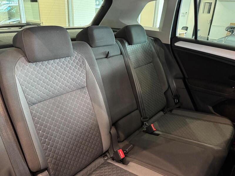 Volkswagen Tiguan 2.0 TDI Match SUV 5dr Diesel DSG 4Motion Euro 6 (s/s) (150 ps) - U5990