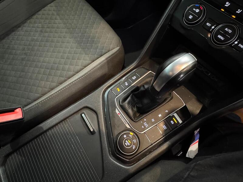 Volkswagen Tiguan 2.0 TDI Match SUV 5dr Diesel DSG 4Motion Euro 6 (s/s) (150 ps) - U5990