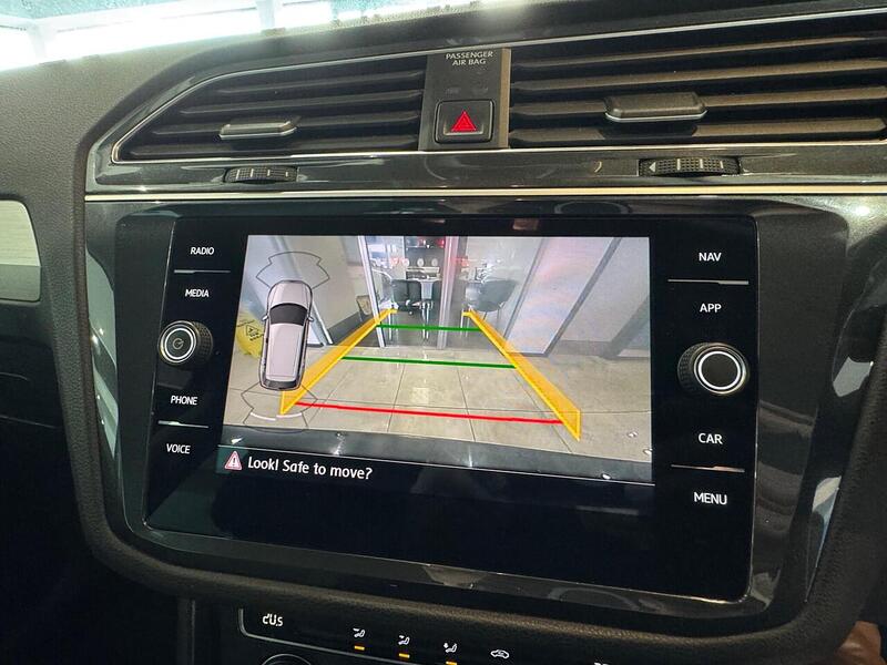 Volkswagen Tiguan 2.0 TDI Match SUV 5dr Diesel DSG 4Motion Euro 6 (s/s) (150 ps) - U5990