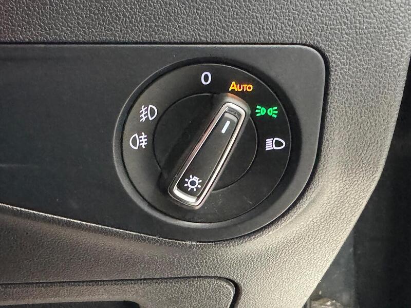 Volkswagen Tiguan 2.0 TDI Match SUV 5dr Diesel DSG 4Motion Euro 6 (s/s) (150 ps) - U5990