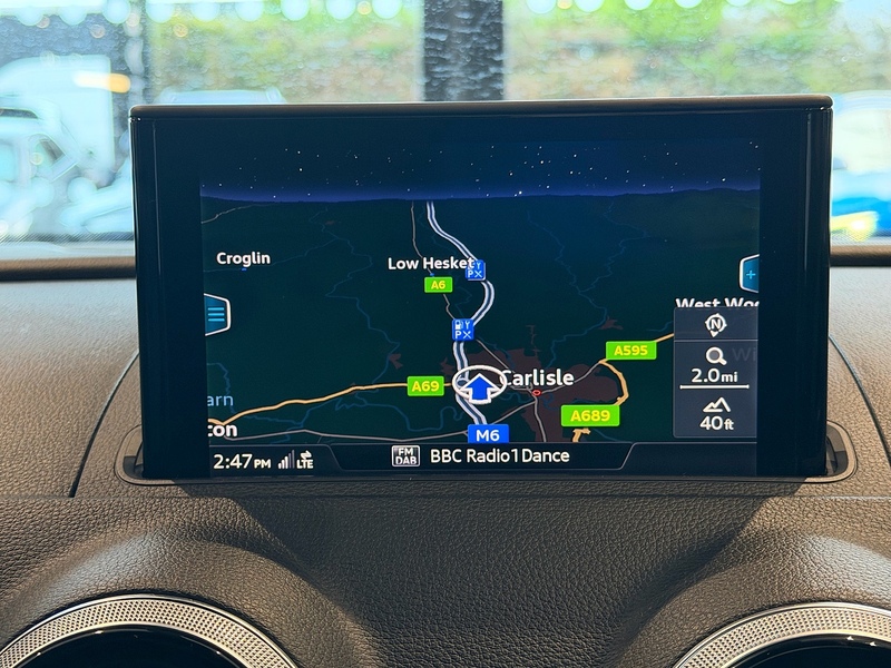 Audi RS3 2.5 TFSI Saloon 4dr Petrol S Tronic quattro Euro 6 (s/s) (400 ps) 2.5 4dr Saloon Automatic Petrol - U5996