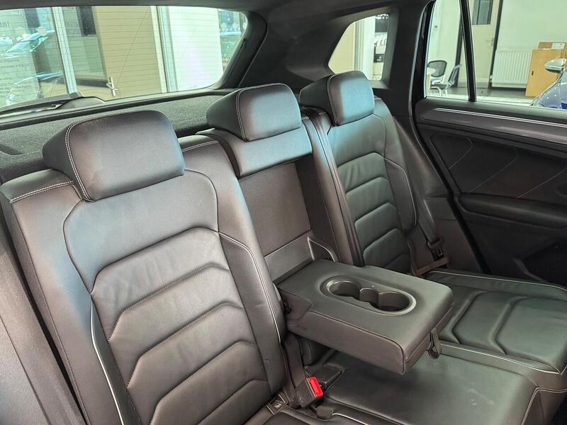 Volkswagen Tiguan 2.0 TDI R-Line SUV 5dr Diesel Manual 4Motion Euro 6 (s/s) (150 ps) - U5998
