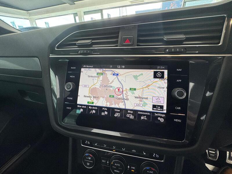 Volkswagen Tiguan 2.0 TDI R-Line SUV 5dr Diesel Manual 4Motion Euro 6 (s/s) (150 ps) - U5998