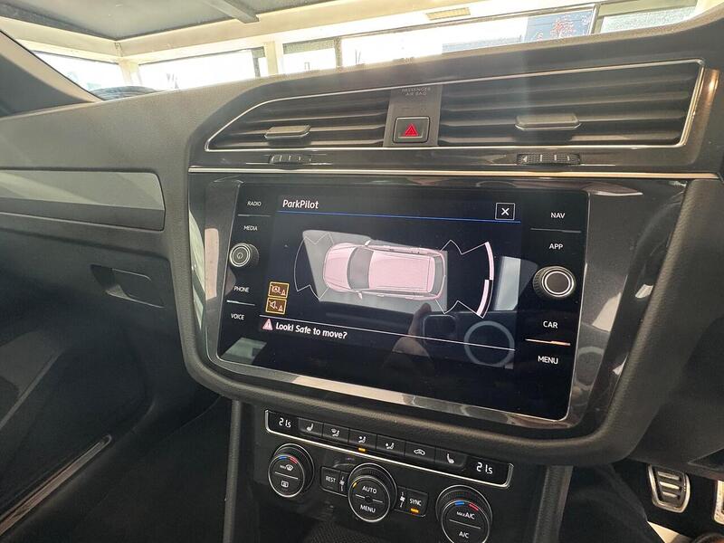 Volkswagen Tiguan 2.0 TDI R-Line SUV 5dr Diesel Manual 4Motion Euro 6 (s/s) (150 ps) - U5998
