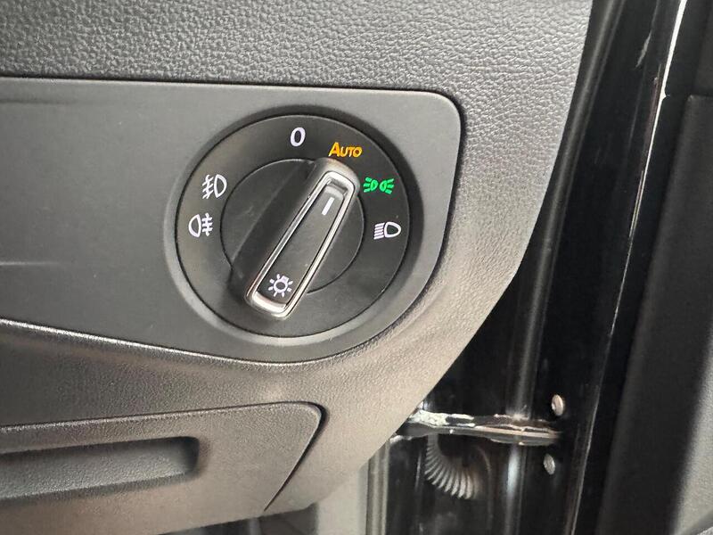 Volkswagen Tiguan 2.0 TDI R-Line SUV 5dr Diesel Manual 4Motion Euro 6 (s/s) (150 ps) - U5998