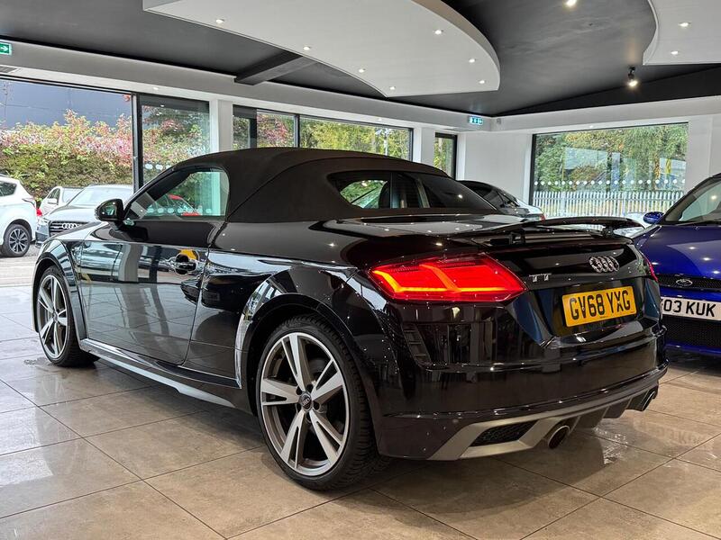 Audi TT 2.0 TFSI 45 S line Roadster 2dr Petrol S Tronic quattro Euro 6 (s/s) (245 ps) - U5999