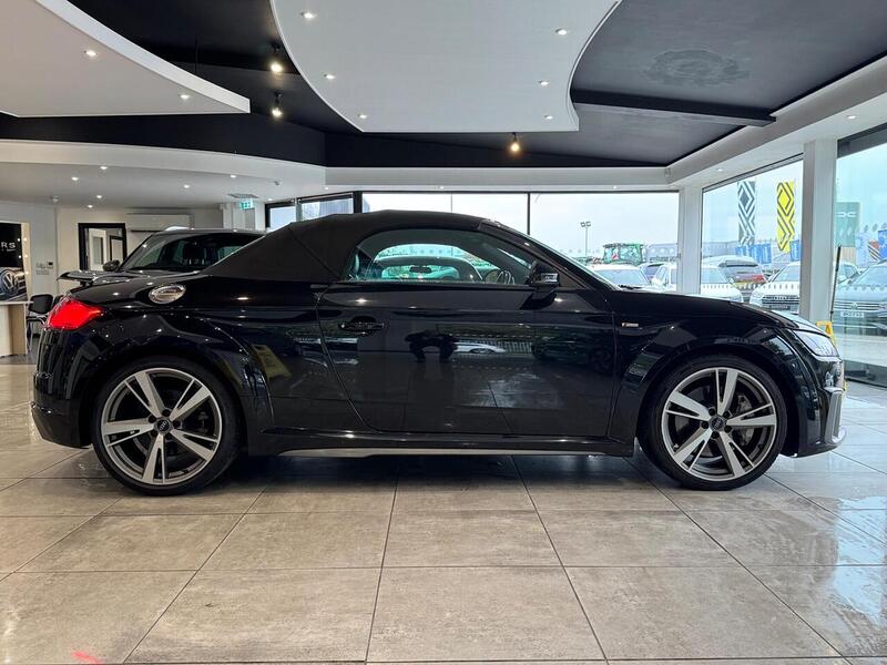 Audi TT 2.0 TFSI 45 S line Roadster 2dr Petrol S Tronic quattro Euro 6 (s/s) (245 ps) - U5999