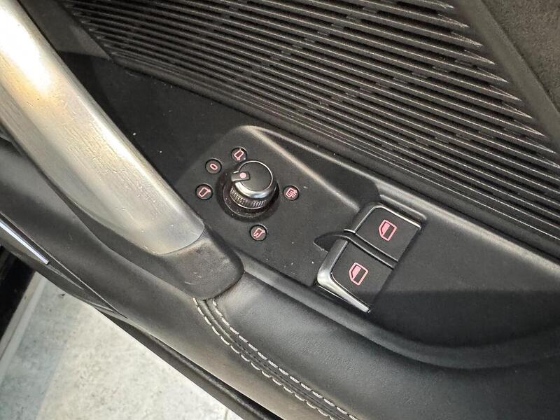 Audi TT 2.0 TFSI 45 S line Roadster 2dr Petrol S Tronic quattro Euro 6 (s/s) (245 ps) - U5999