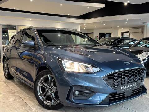 Ford Focus 1.0T EcoBoost GPF ST-Line SUV 5dr Petrol Manual Euro 6 (s/s) (125 ps) 1.0 5dr SUV Manual Petrol