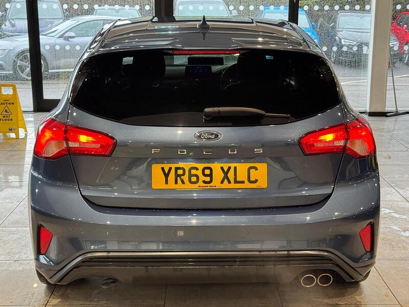 Ford Focus T EcoBoost ST-Line Hatchback 1.0 Manual Petrol - U6040