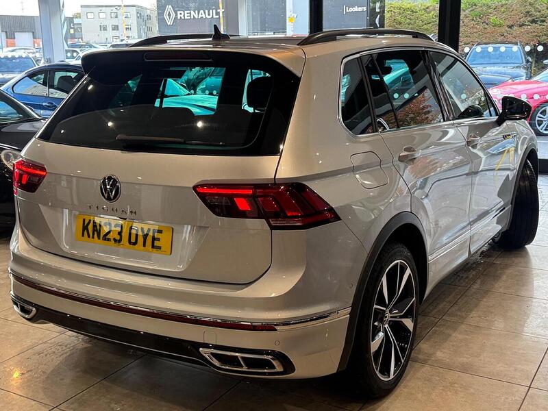 Volkswagen Tiguan 2.0 TDI R-Line SUV 5dr Diesel DSG Euro 6 (s/s) (150 ps) - U6043