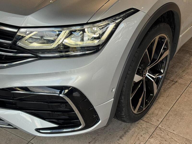 Volkswagen Tiguan 2.0 TDI R-Line SUV 5dr Diesel DSG Euro 6 (s/s) (150 ps) - U6043