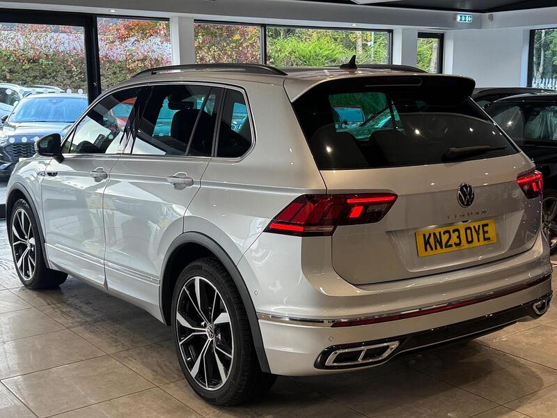 Volkswagen Tiguan 2.0 TDI R-Line SUV 5dr Diesel DSG Euro 6 (s/s) (150 ps) - U6043