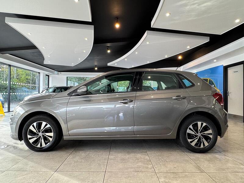 Volkswagen Polo 1.0 TSI SE Hatchback 5dr Petrol Manual Euro 6 (s/s) (95 ps) - U6055